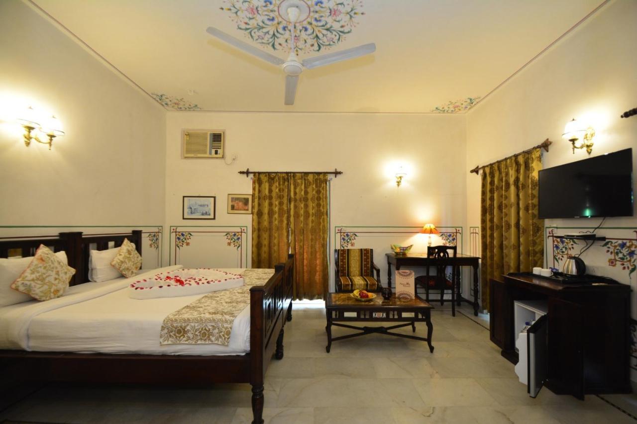 Jaipur Vintage House Bed & Breakfast Exterior photo